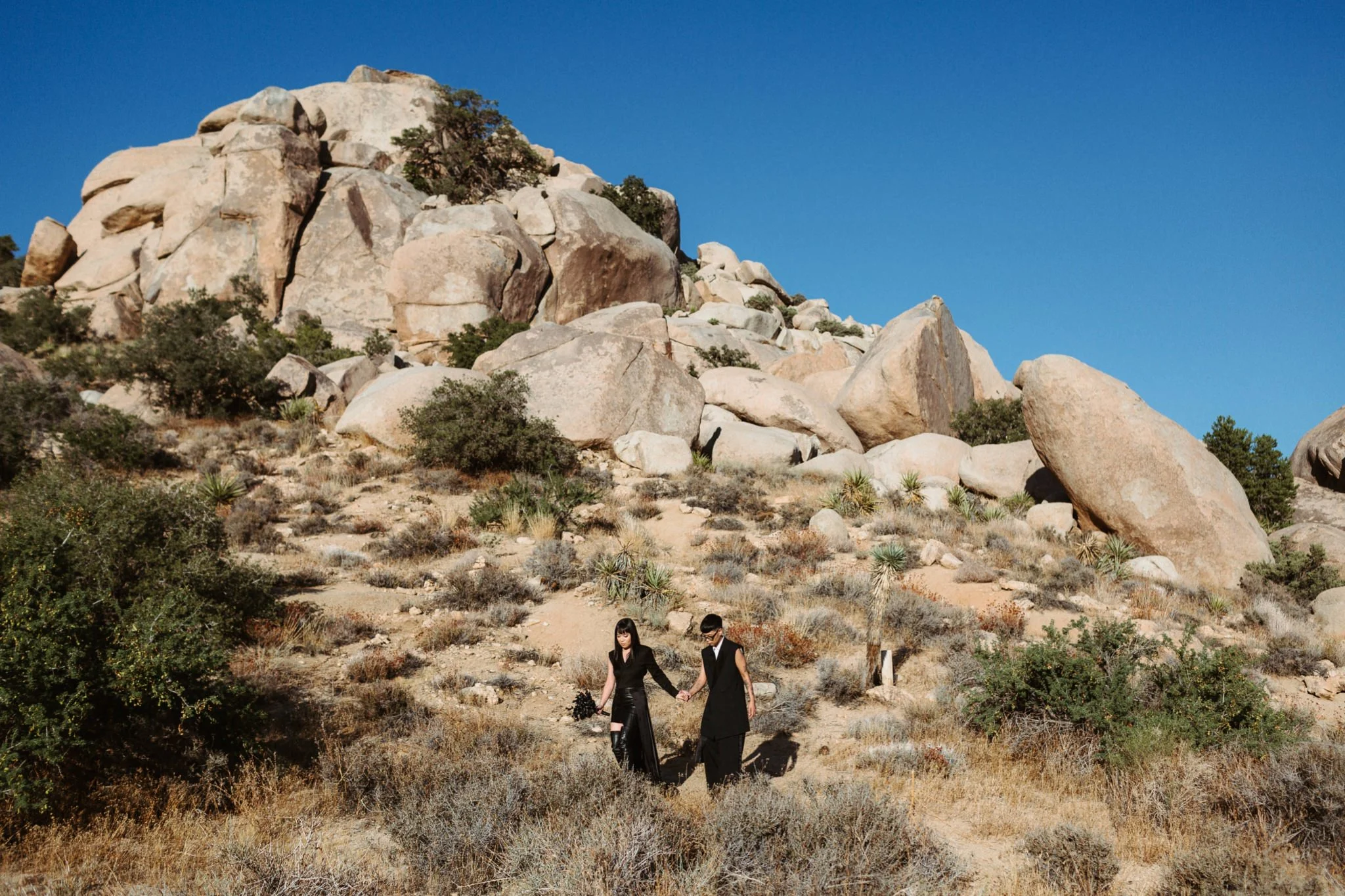 ELOPEMENT IN JOSHUA TREE | PAI AND MISTY 42 elopement in joshua tree 041