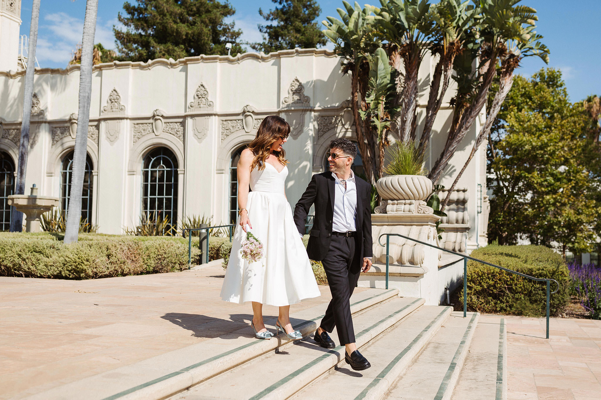BEVERLY HILLS COURTHOUSE WEDDING 14 beverly hills courthouse wedding outside city hall
