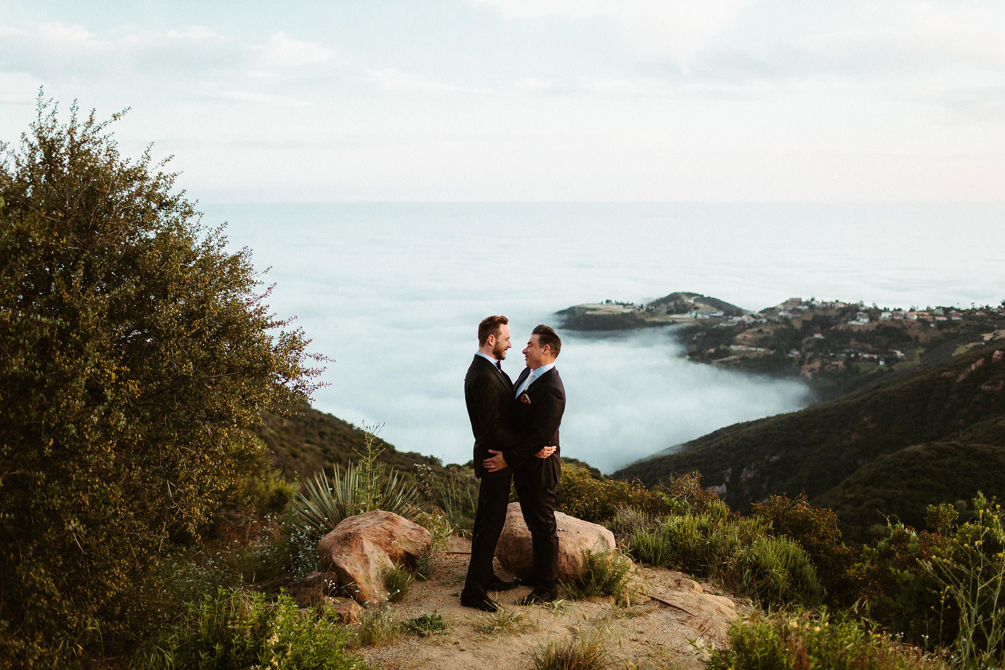 epic old mill park wedding photos