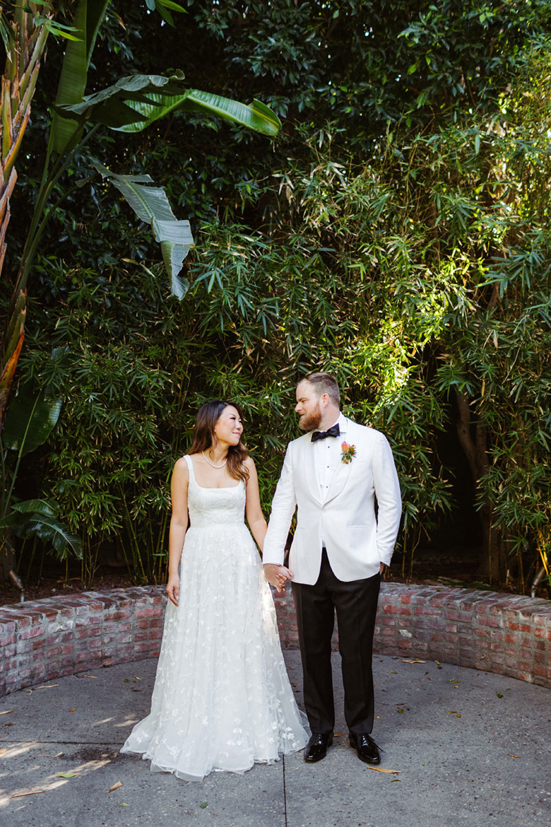 LA ELOPEMENT AD LANDING PAGE 8 G J 123